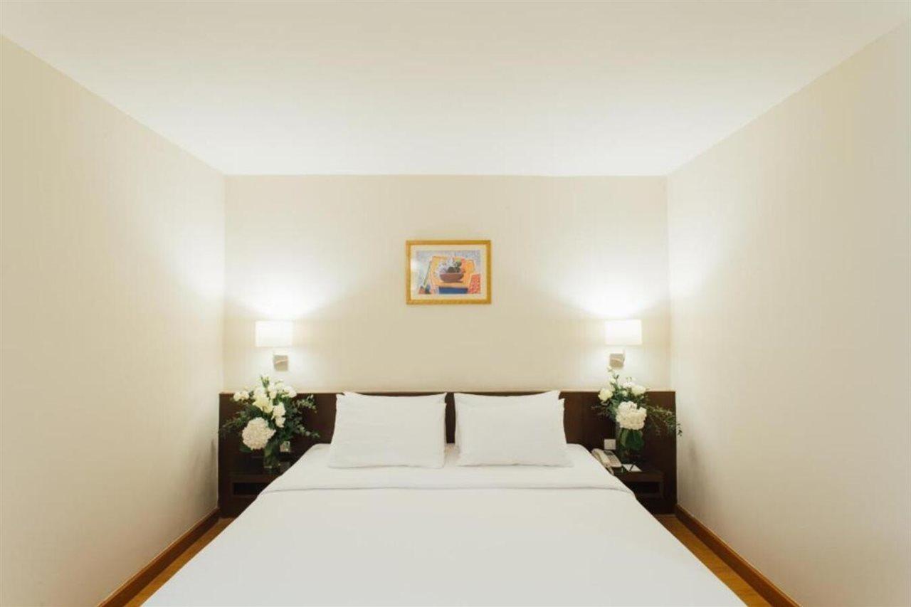 בנגקוק Seasons Siam Hotel מראה חיצוני תמונה